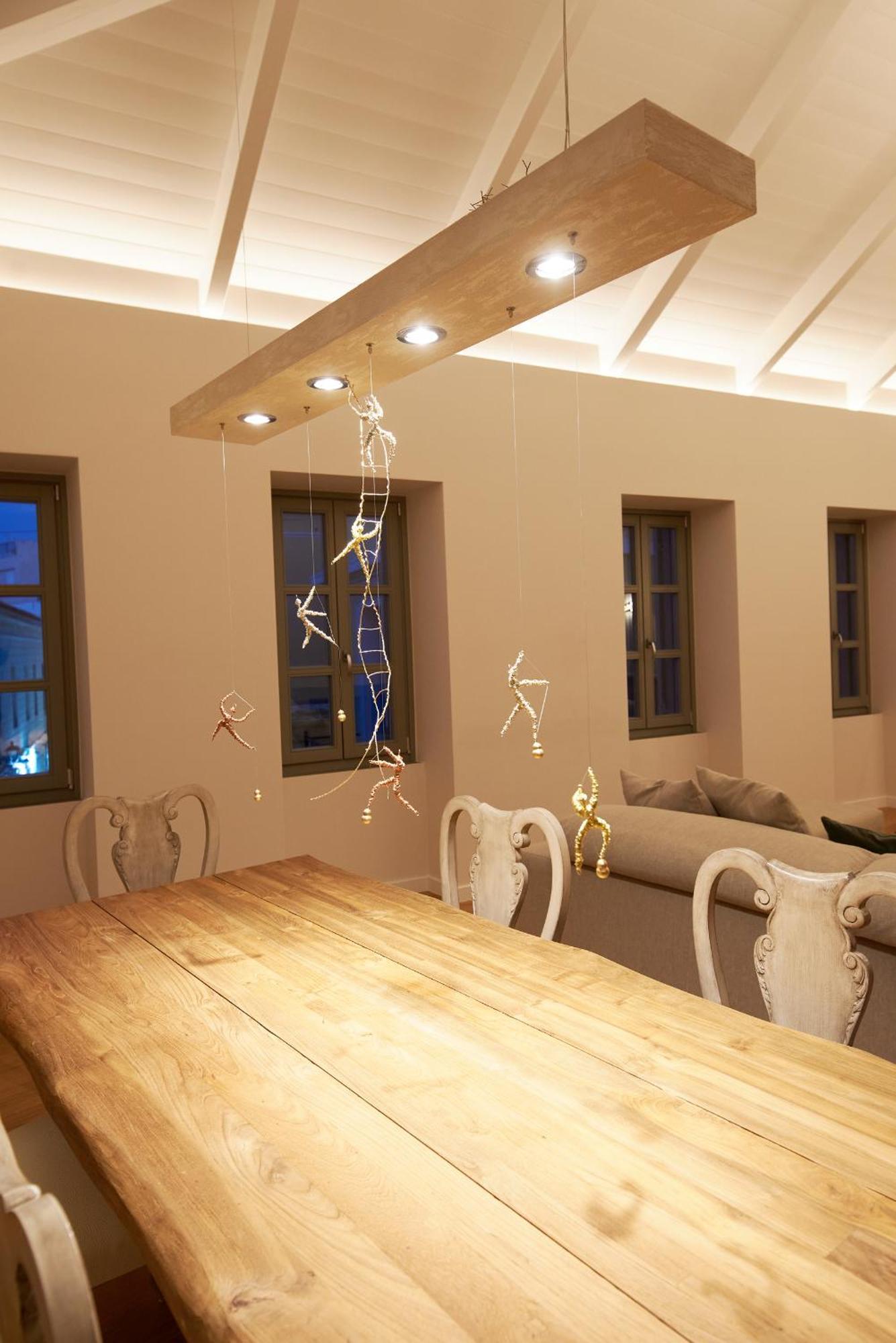 En Plaka - Elegant Estate